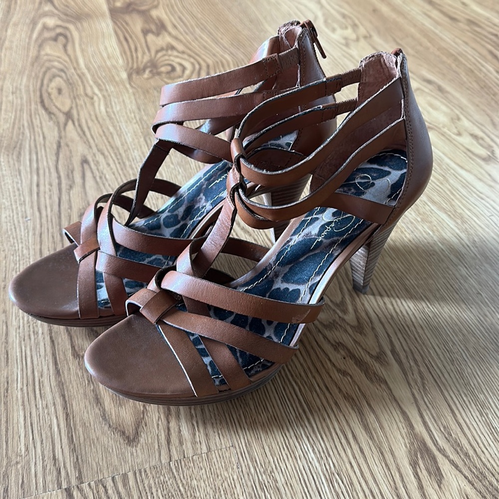 Jessica Simpson - Sandals JS-Camie (Tan)